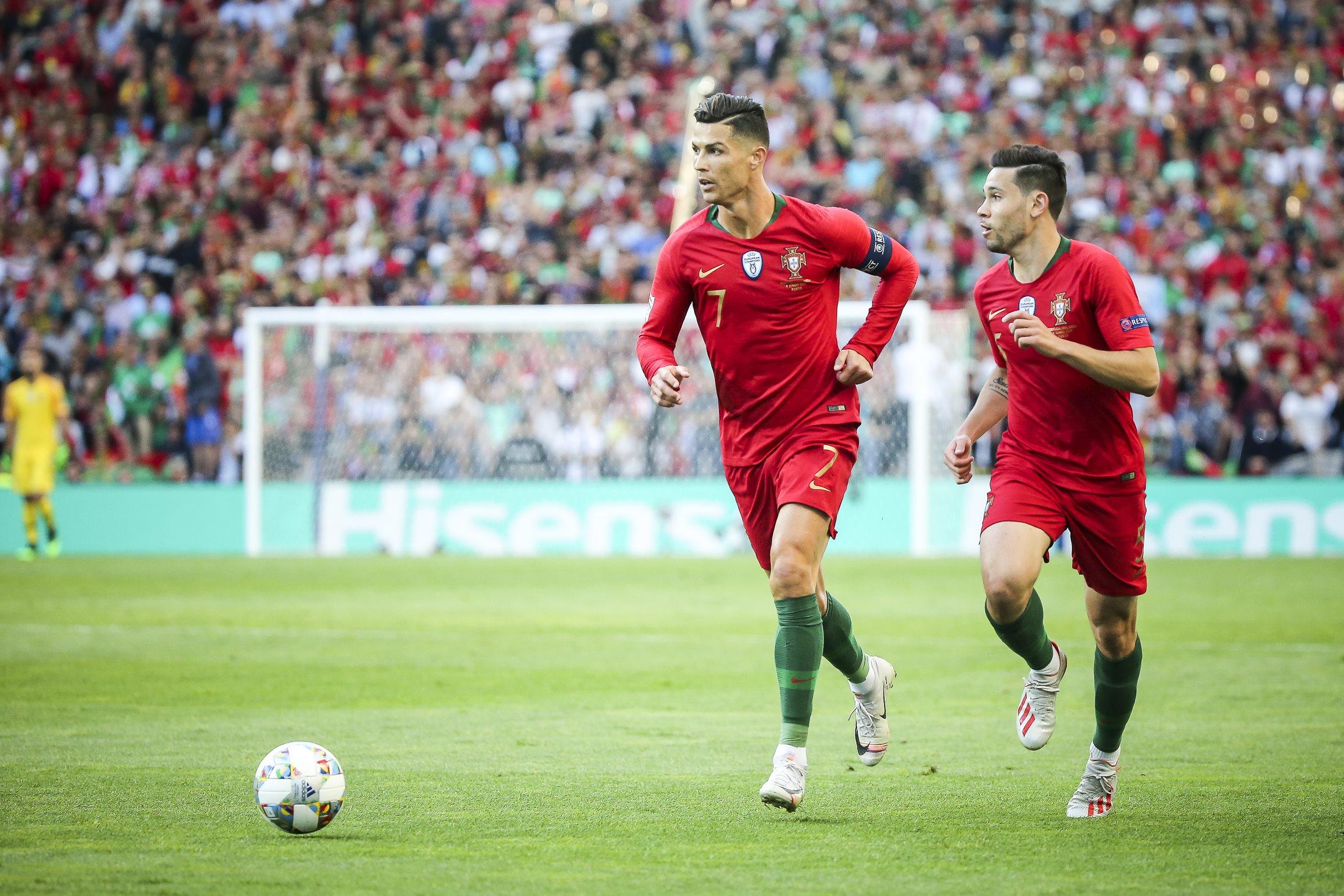 نتائج جميع مباريات دوري أبطال أوروبا اليوم